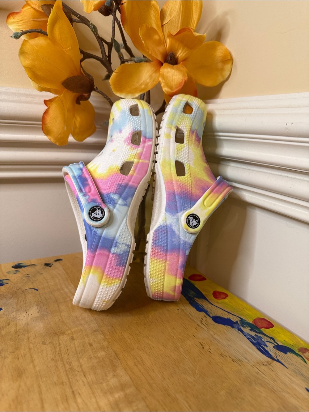 CROCS White Tie-Dye Platform Clogs men:5 wmn: 7 - Picture 4 of 6